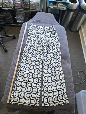 Zara Black and Cream Circular Print Pants